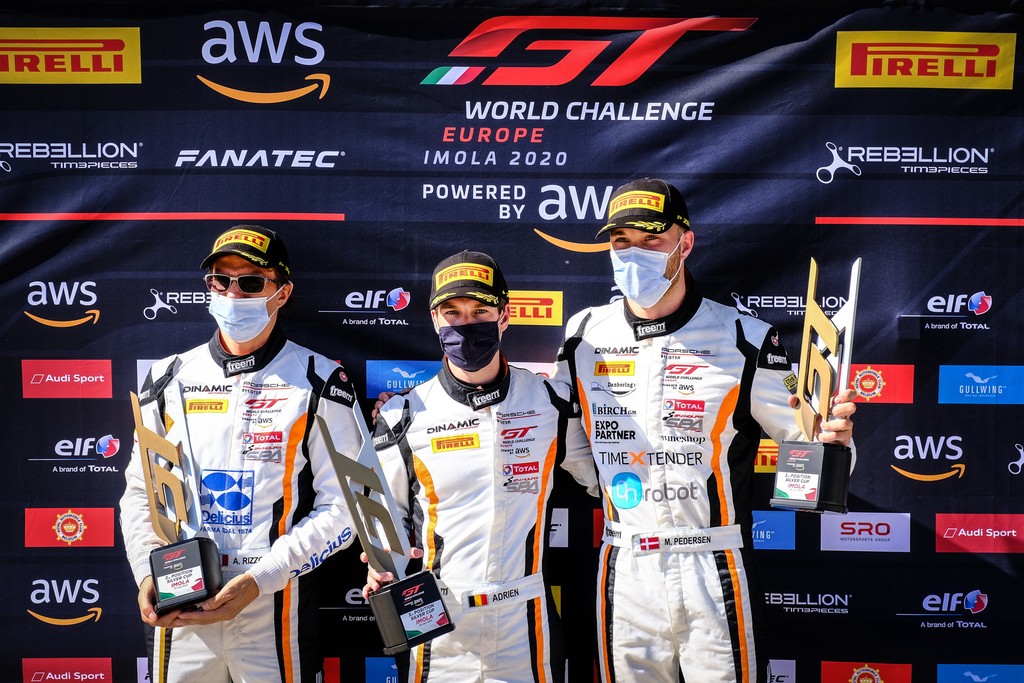 Mikkel O. Pedersen (yderst til højre) blev sammen med Andrea Rizzoli og Adrien De Leener nummer tre i deres klasse på Imola-banen, som senere i år skal være vært for et Formel 1-løb
(Foto: SRO / Dirk Bogaerts Photography)